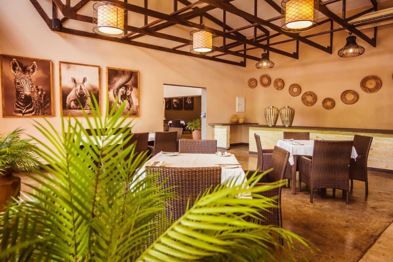Bushveld Terrace Safari Hotel, Lodge & Spa Phalaborwa Exteriör bild